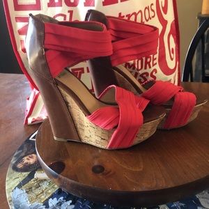 Guess sandals